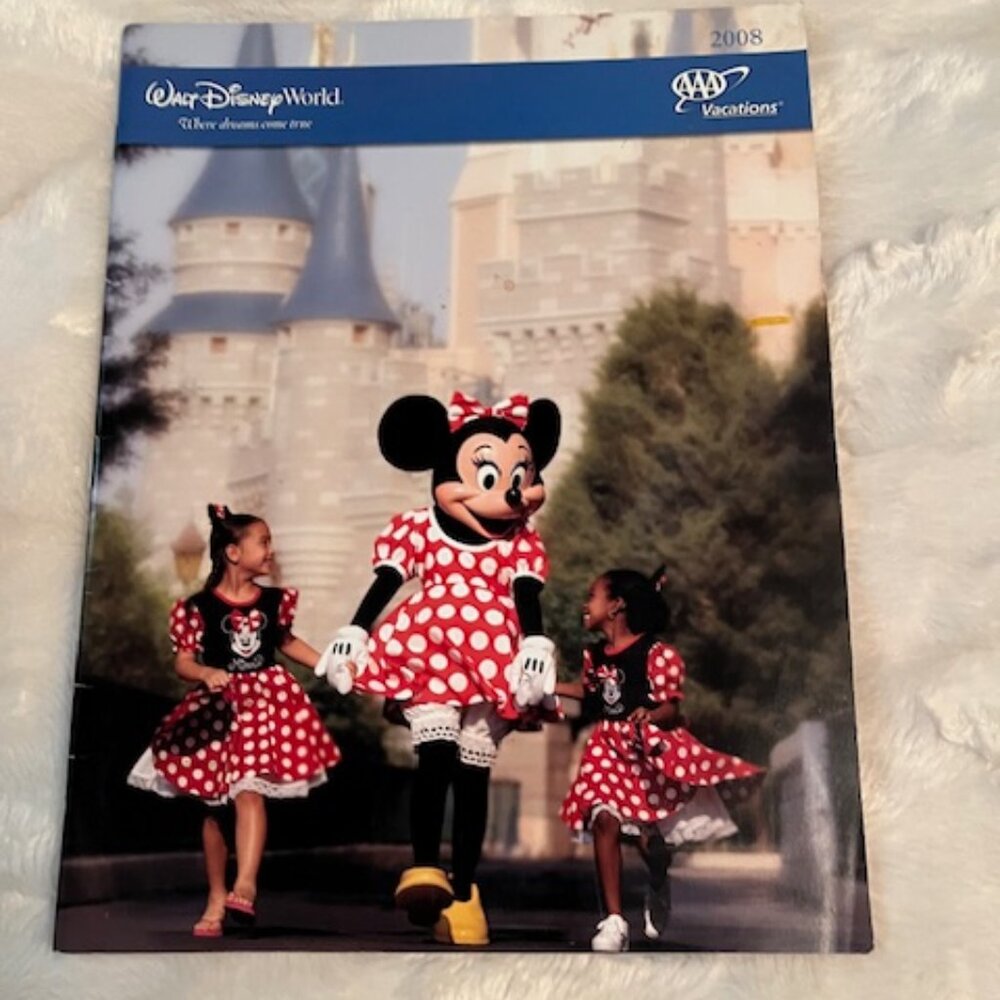2/$35 Walt Disney World AAA Vacations Travel Guide Parks Resorts Brochure 2008